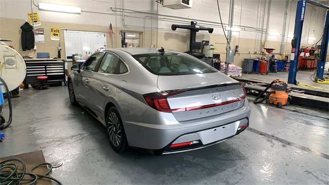 Used 2023 Hyundai Sonata SEL image 4