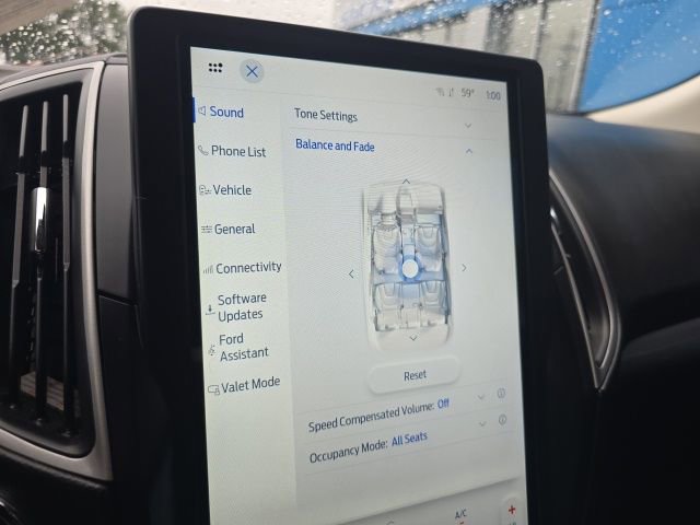 Used 2024 Ford Edge SEL image 19