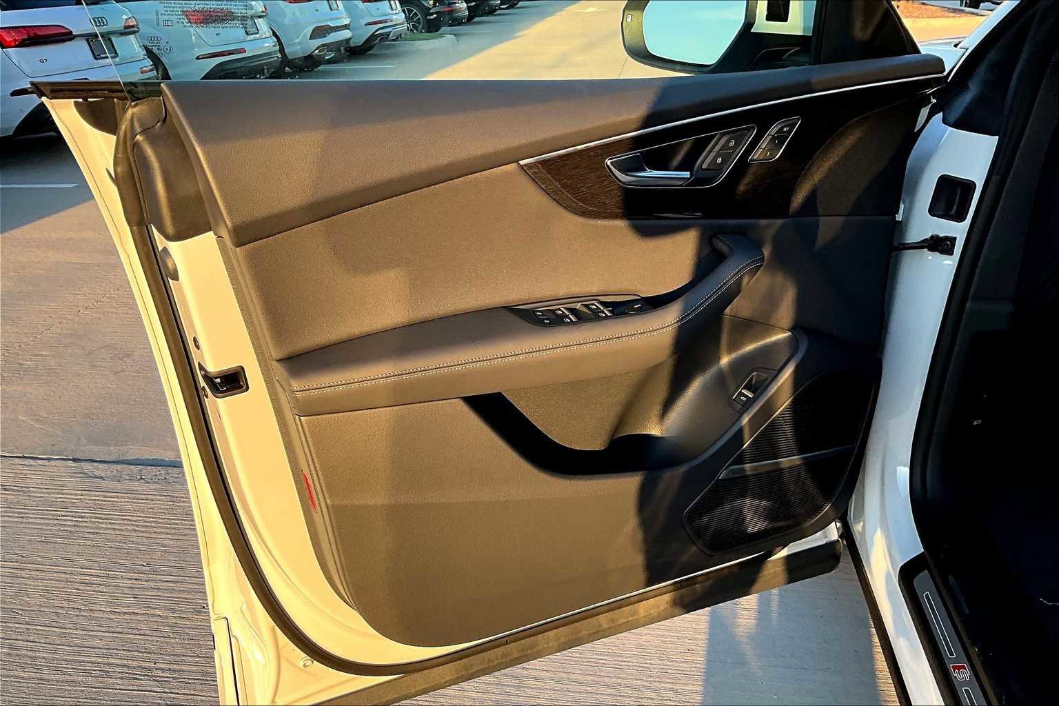 New 2026 Audi Q8 Premium Plus image 10