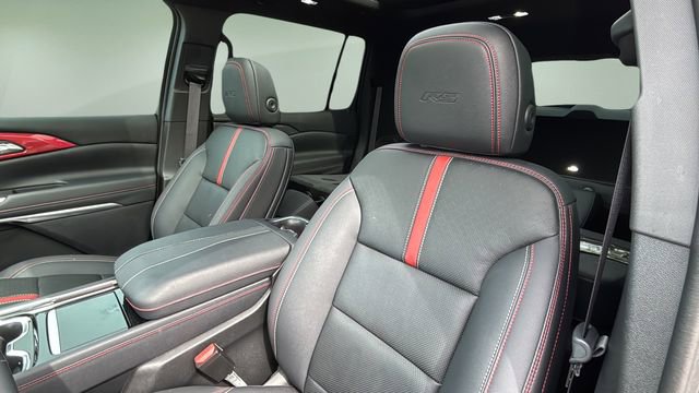 Used 2024 Chevrolet Traverse RS image 15