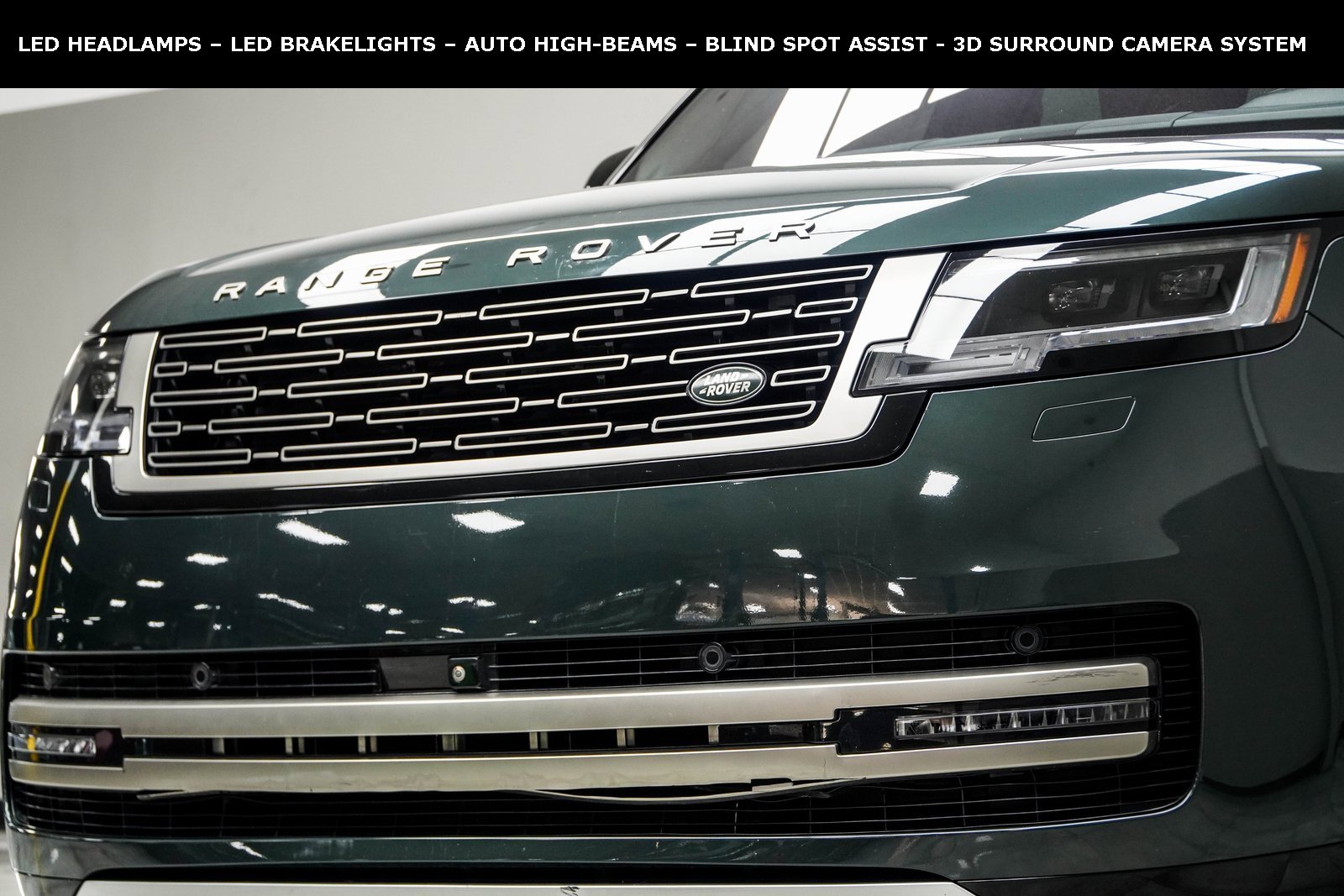 Used 2023 Land Rover Range Rover SE image 2