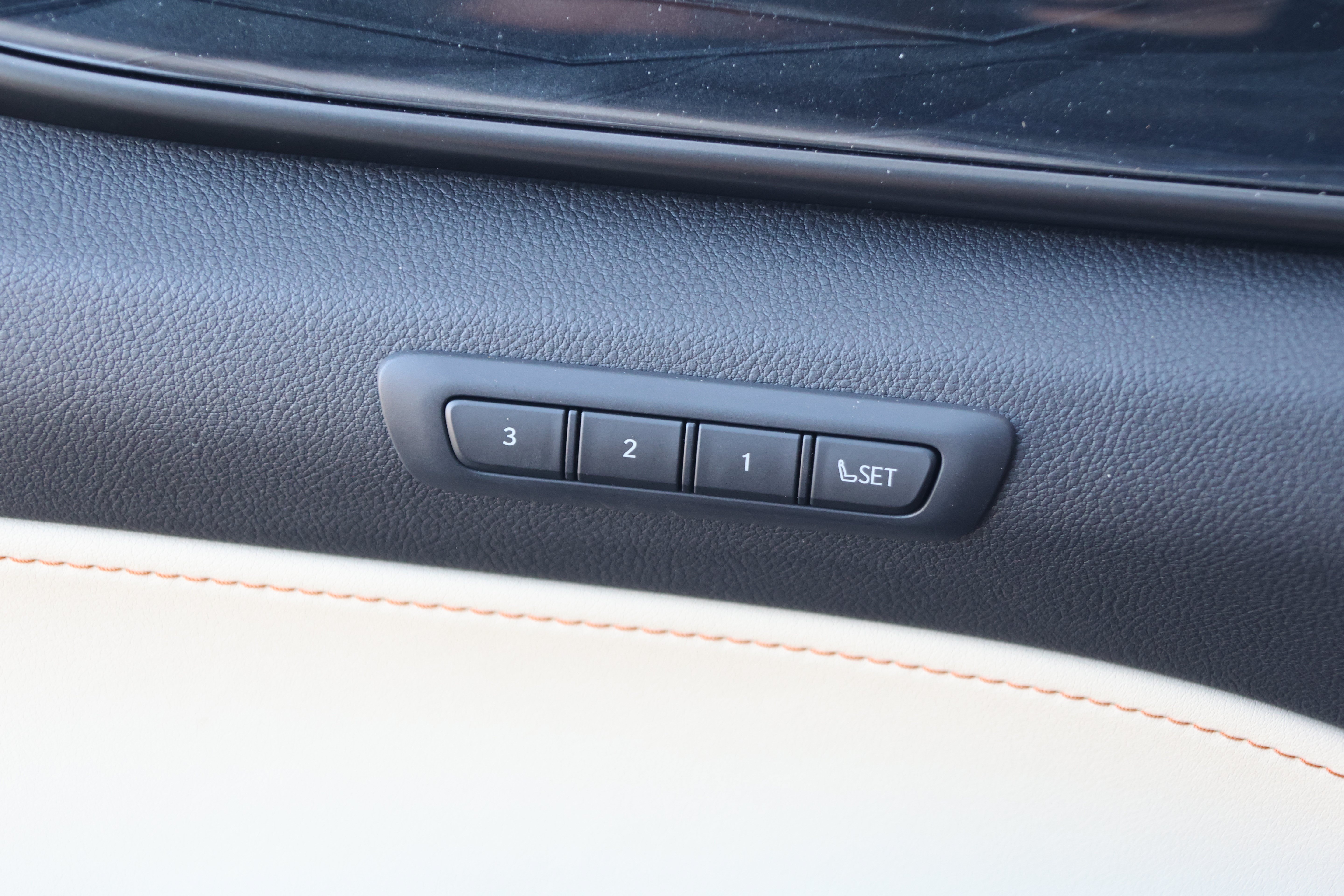 Used 2024 Lexus NX 350 AWD image 13