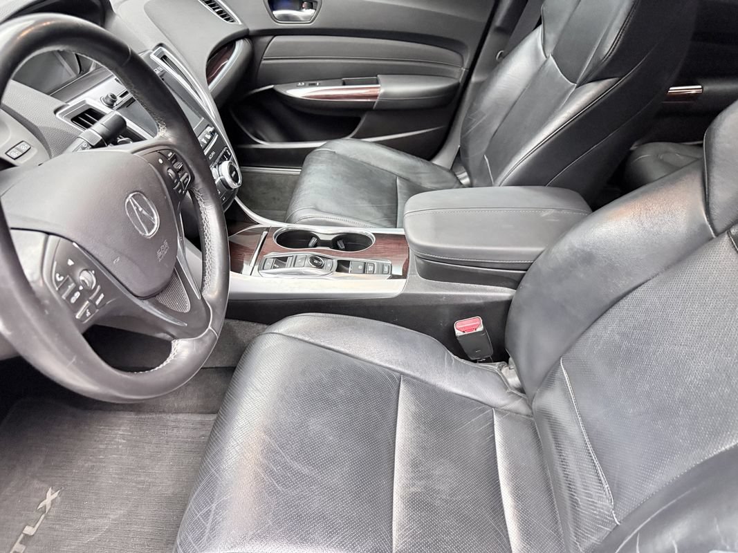 Used 2017 Acura TLX w/ Technology Package AWD/4WD image 10