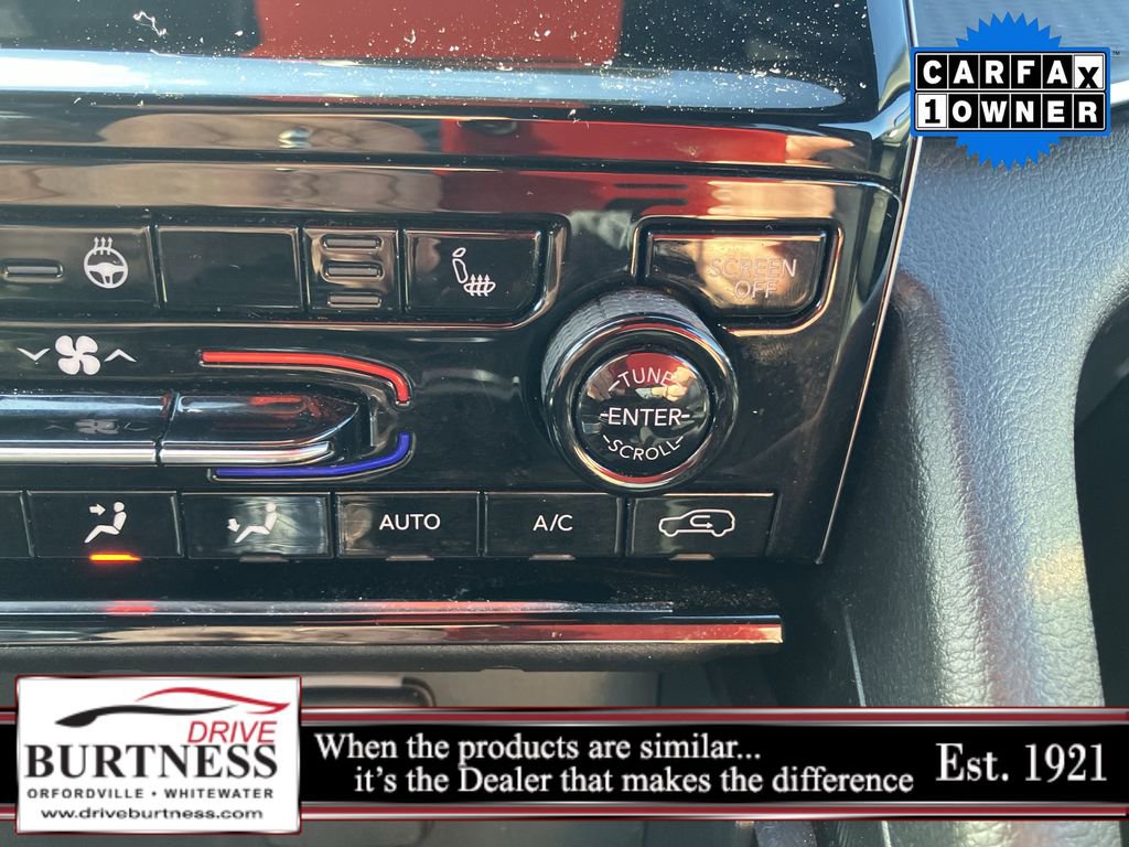 Used 2024 Jeep Grand Cherokee L Laredo image 39