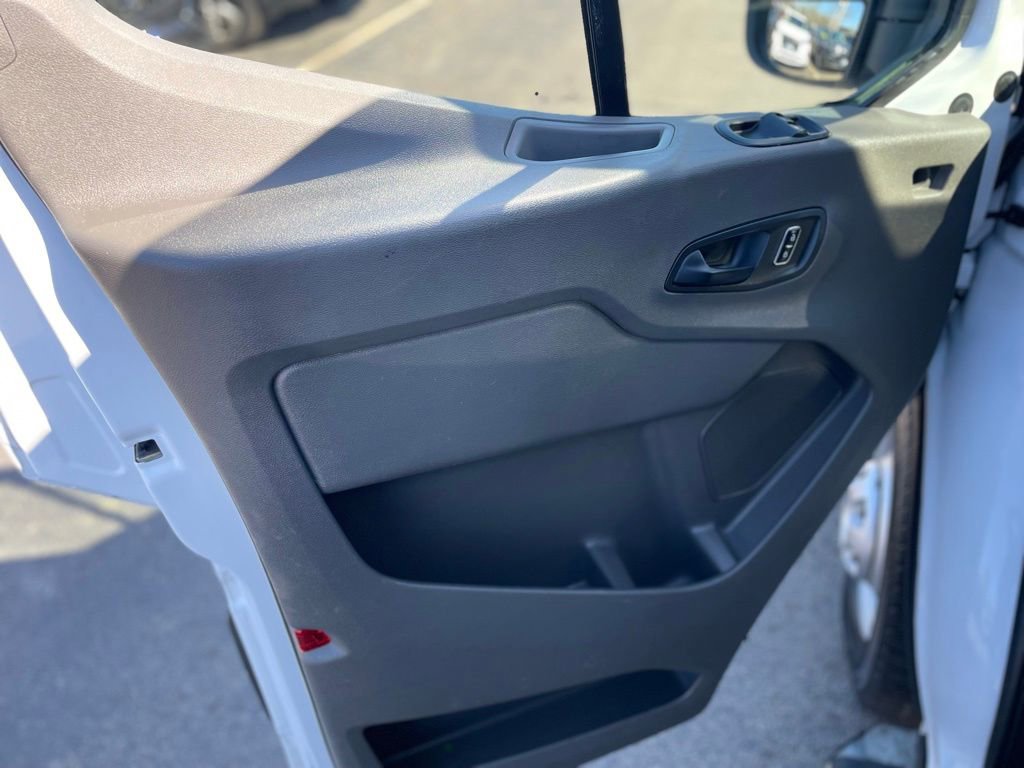 Used 2023 Ford Transit 250 Low Roof AWD w/ Exterior Upgrade Package image 14