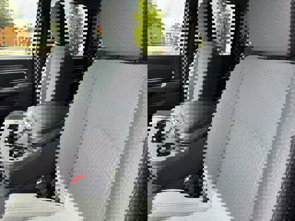 Used 2024 RAM 2500 Big Horn image 15