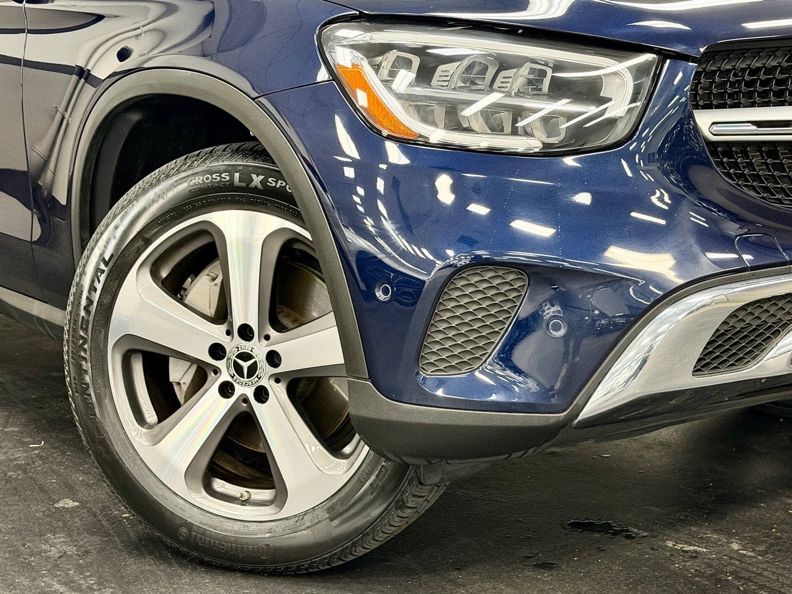 Used 2022 Mercedes-Benz GLC 300 4MATIC Coupe image 4