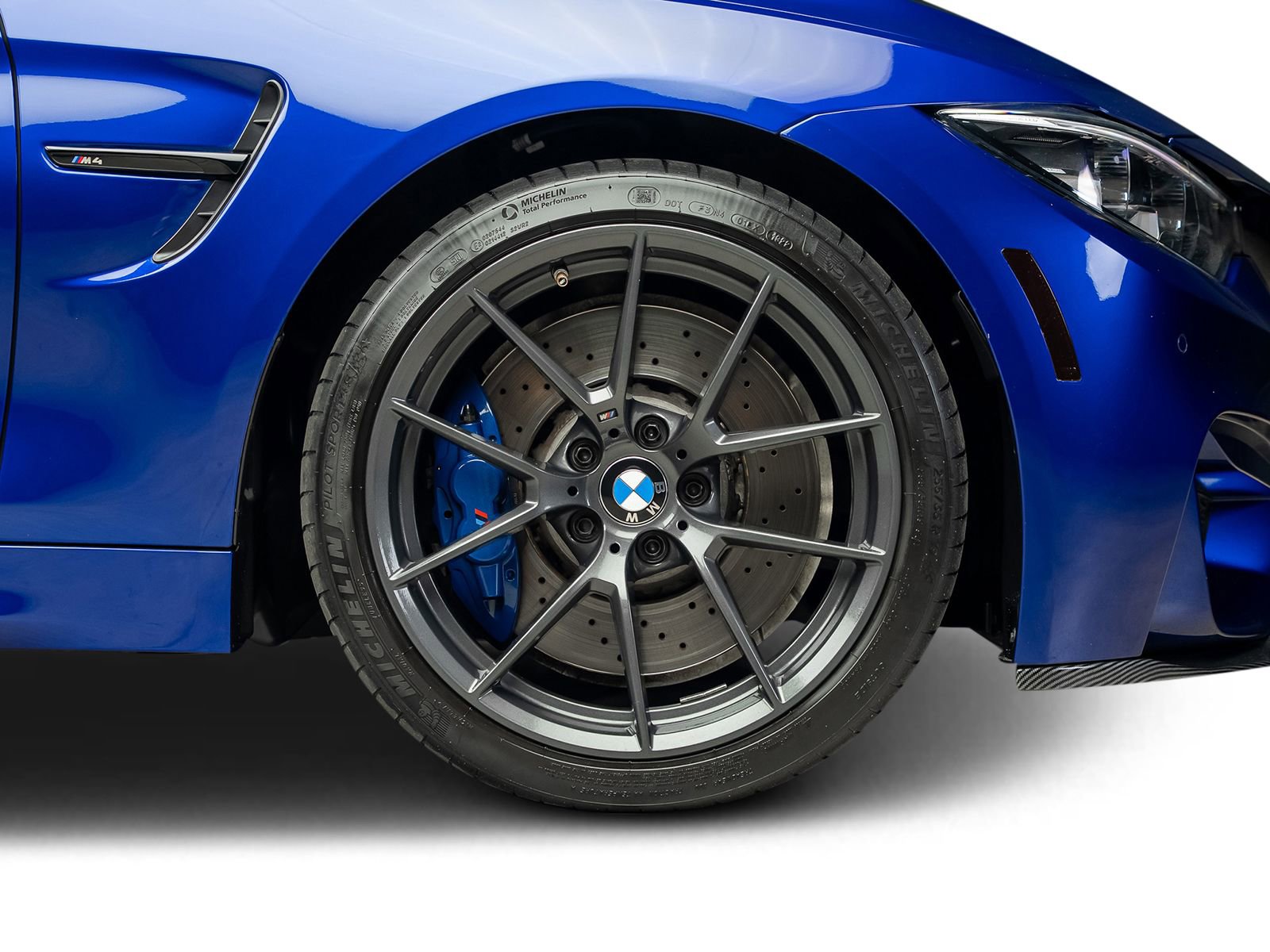 Used 2020 BMW M4 CS w/ Executive Package RWD image 33