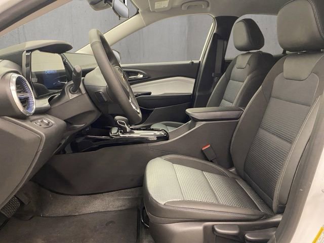 New 2026 Chevrolet Trax LT image 12