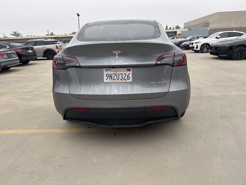 Used 2024 Tesla Model Y Long Range image 4