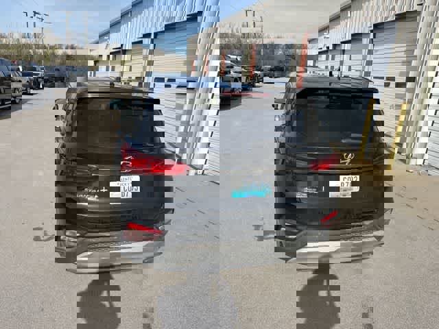 Used 2019 Hyundai Santa Fe SEL image 15