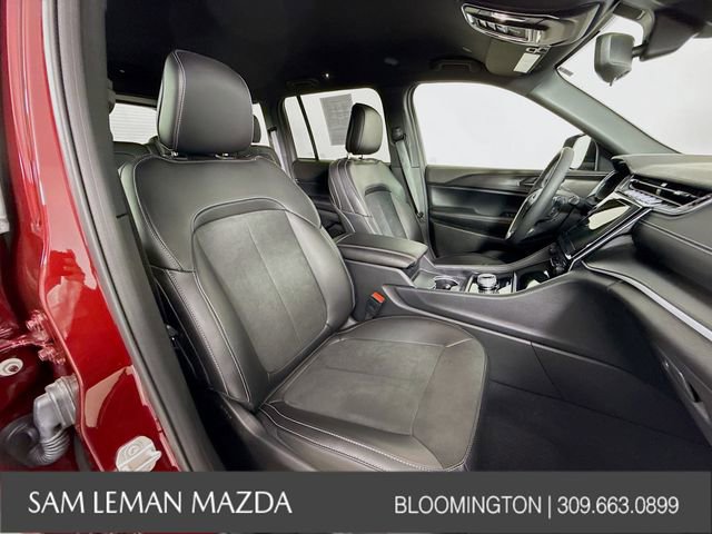 Used 2024 Jeep Grand Cherokee Altitude image 26