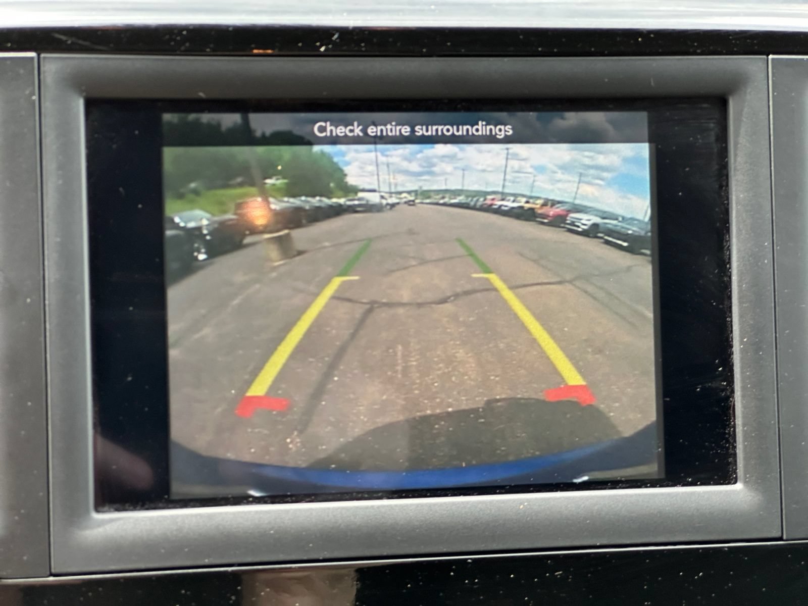 Used 2019 Chrysler Pacifica L FWD image 24