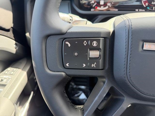 New 2026 Land Rover Defender 90 V8 AWD/4WD image 22