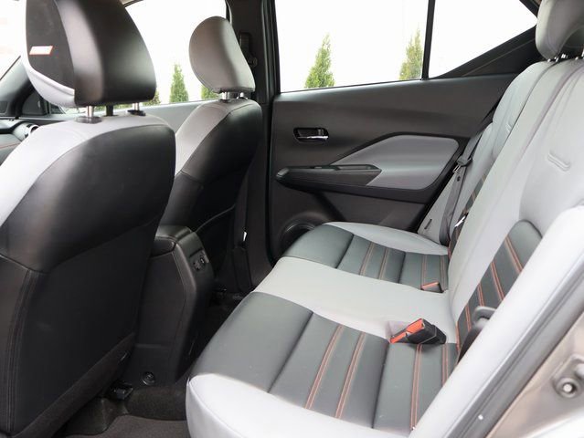 Used 2024 Nissan Kicks SR w/ SR Premium Package image 15