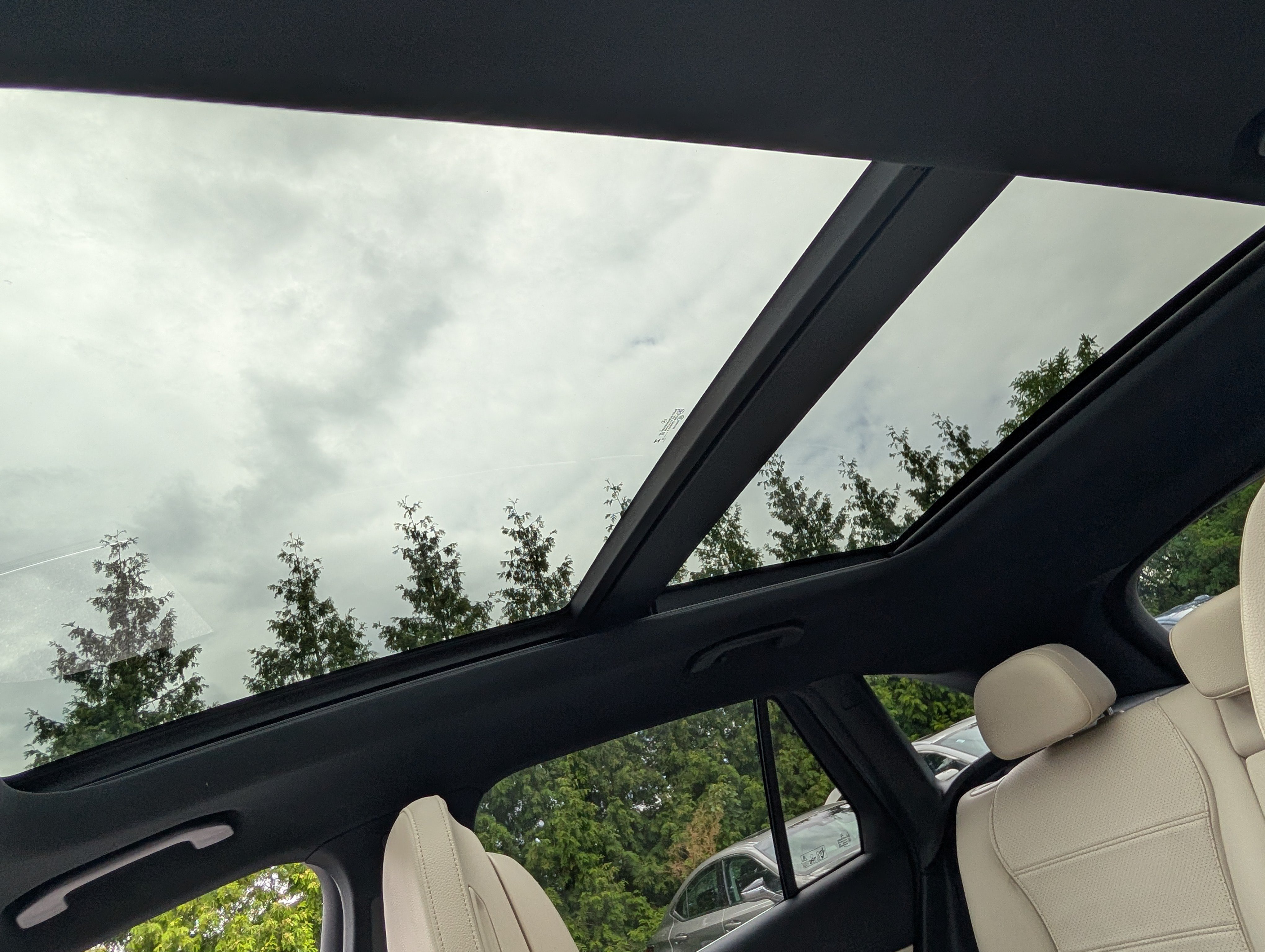 Used 2023 Mercedes-Benz GLC 300 4MATIC image 19