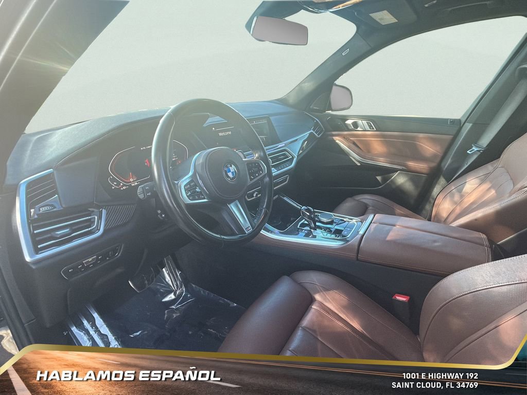 Used 2021 BMW X5 M50i w/ Parking Assistance Package image 15