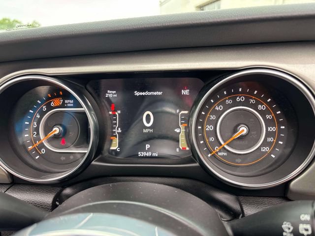 Used 2023 Jeep Wrangler Unlimited Sahara w/ Cold Weather Group AWD/4WD image 26