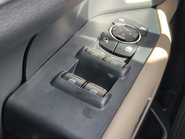 Used 2024 Ford Expedition Limited image 26