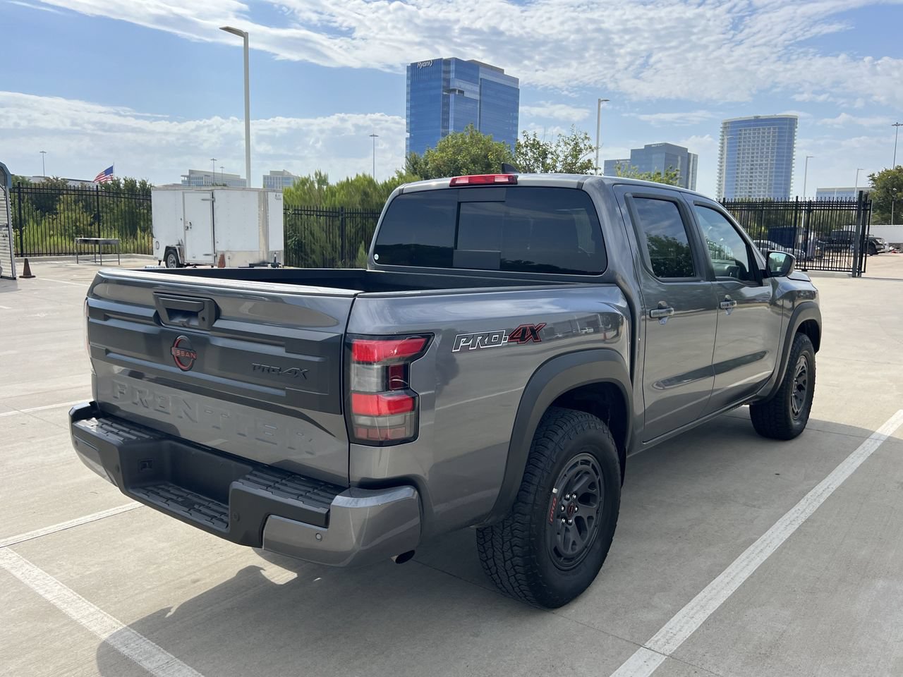 Used 2026 Nissan Frontier PRO-4X AWD/4WD image 4