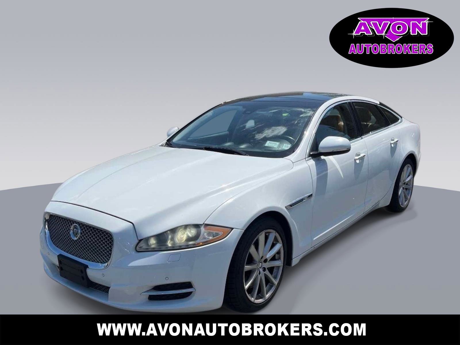 Used 2013 Jaguar XJ AWD video 1