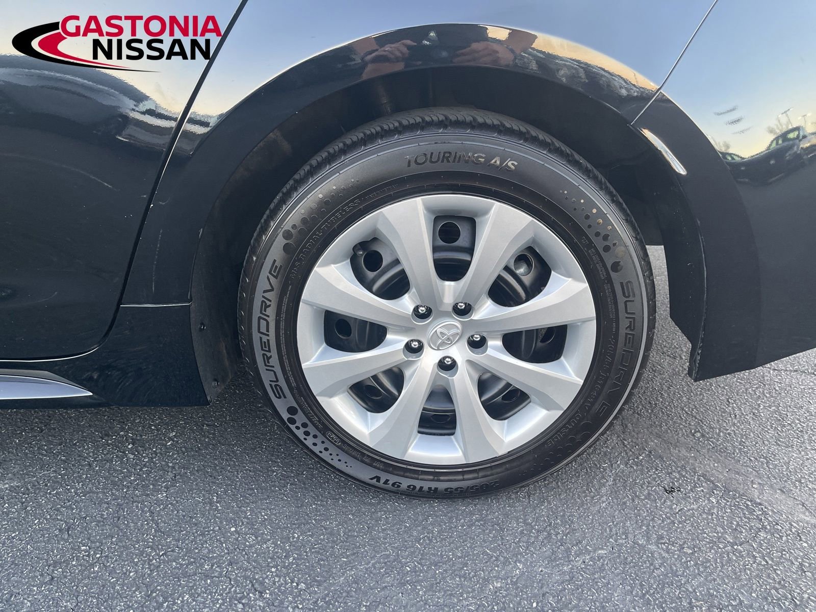 Used 2024 Toyota Corolla LE image 16