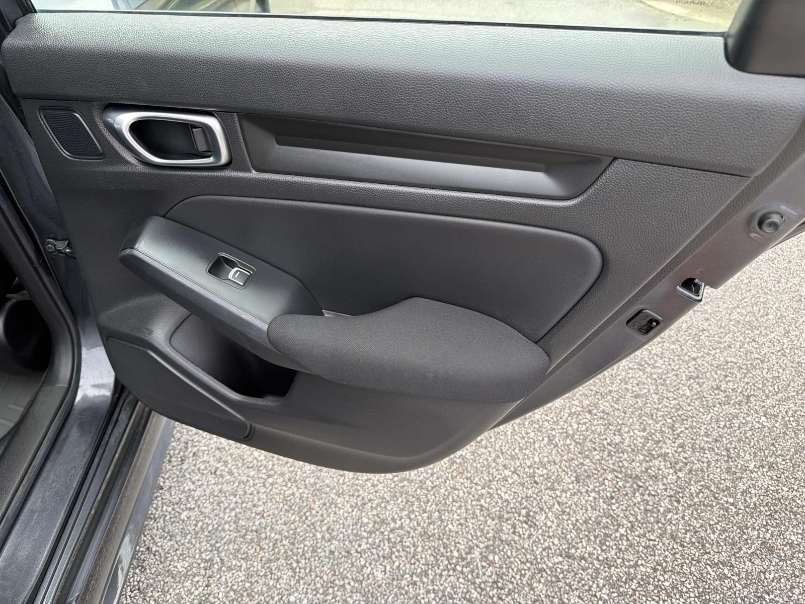 Used 2022 Honda Civic LX image 16