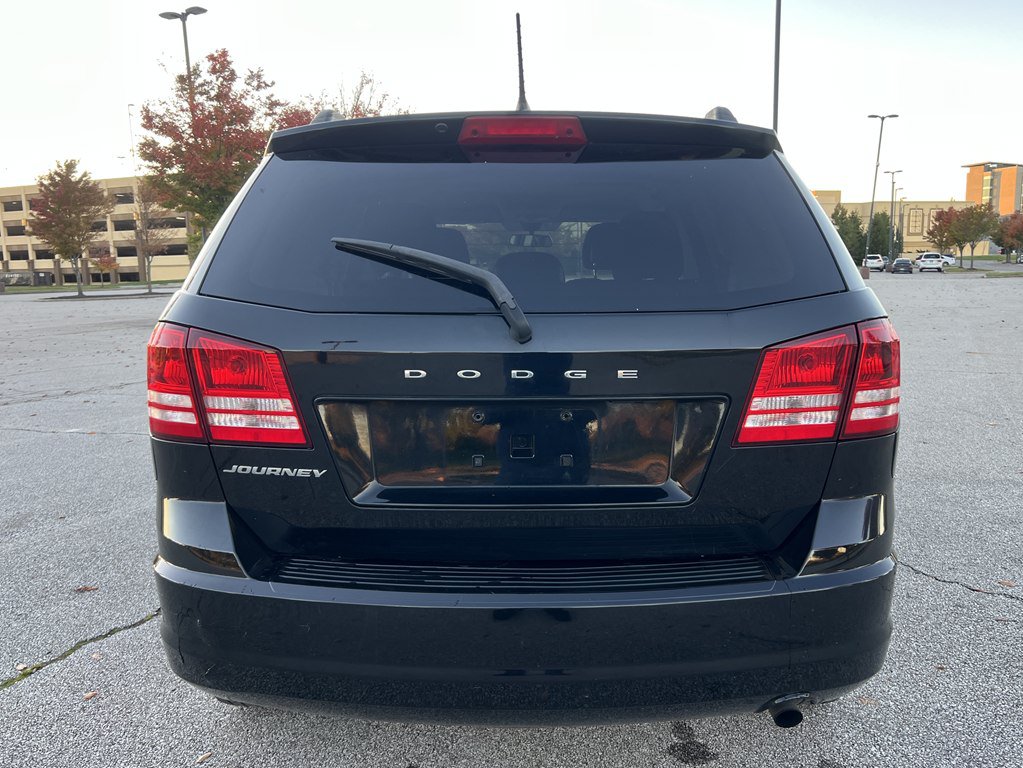 Used 2017 Dodge Journey SE FWD image 4
