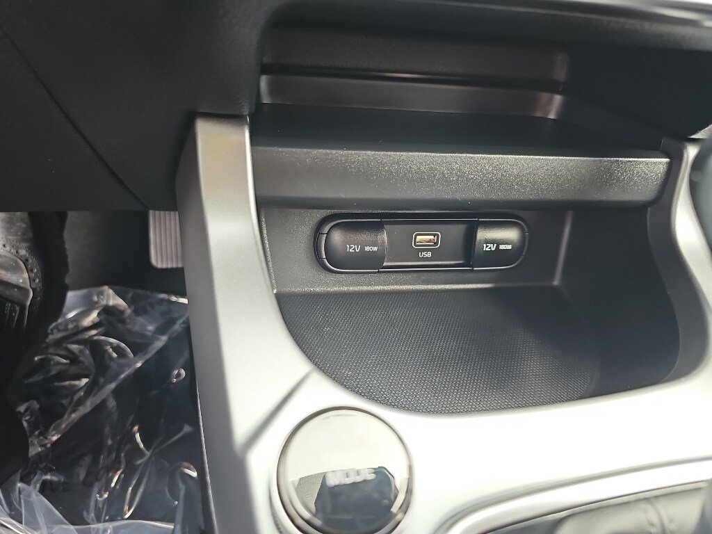 Used 2025 Kia Seltos LX AWD/4WD image 19