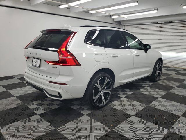 Used 2022 Volvo XC60 B6 R-Design image 6