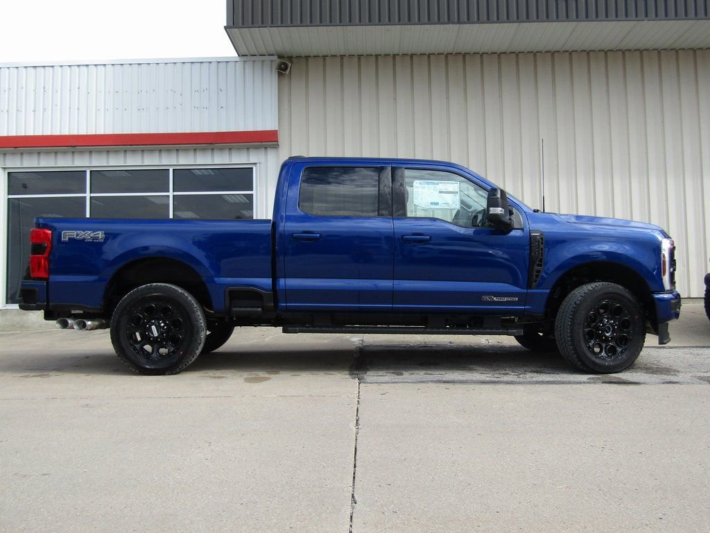 New 2026 Ford F250 Lariat w/ Black Appearance Package image 2