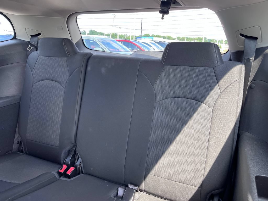 Used 2016 Chevrolet Traverse LT FWD image 21