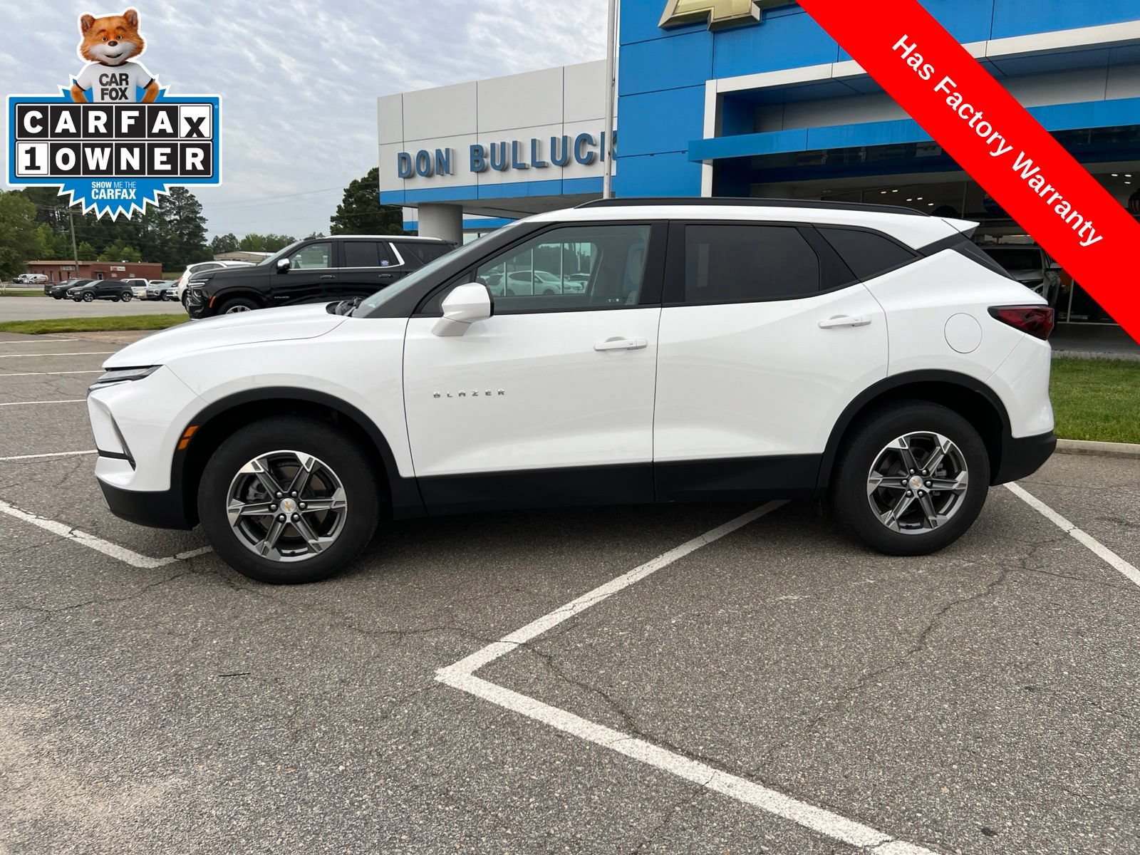 Used 2023 Chevrolet Blazer LT w/ Convenience Package FWD image 2