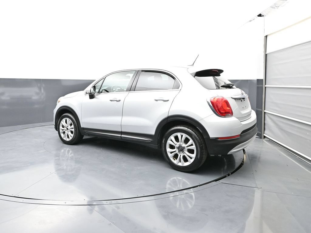 Used 2016 FIAT 500X Lounge FWD image 3