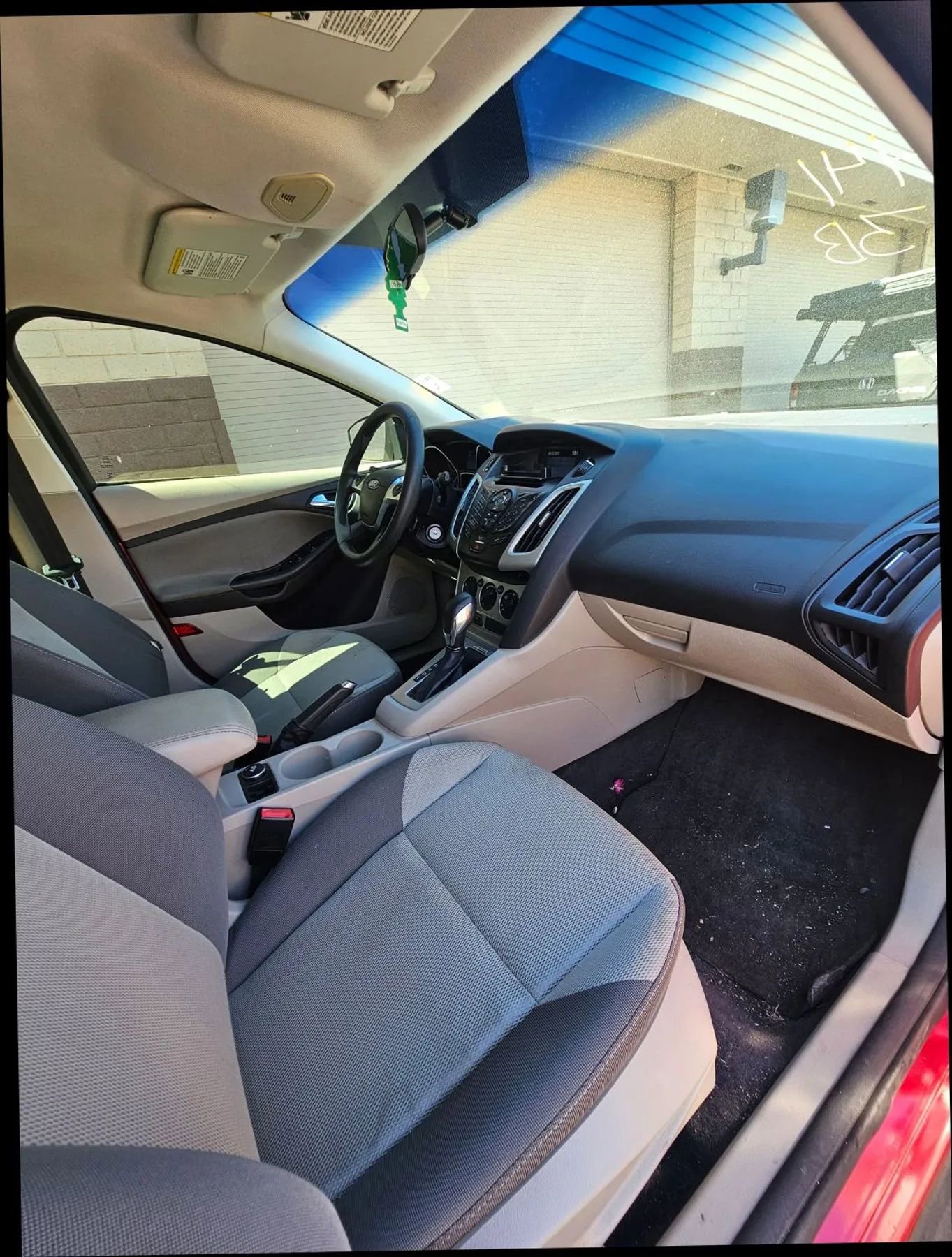 Used 2012 Ford Focus SE image 21