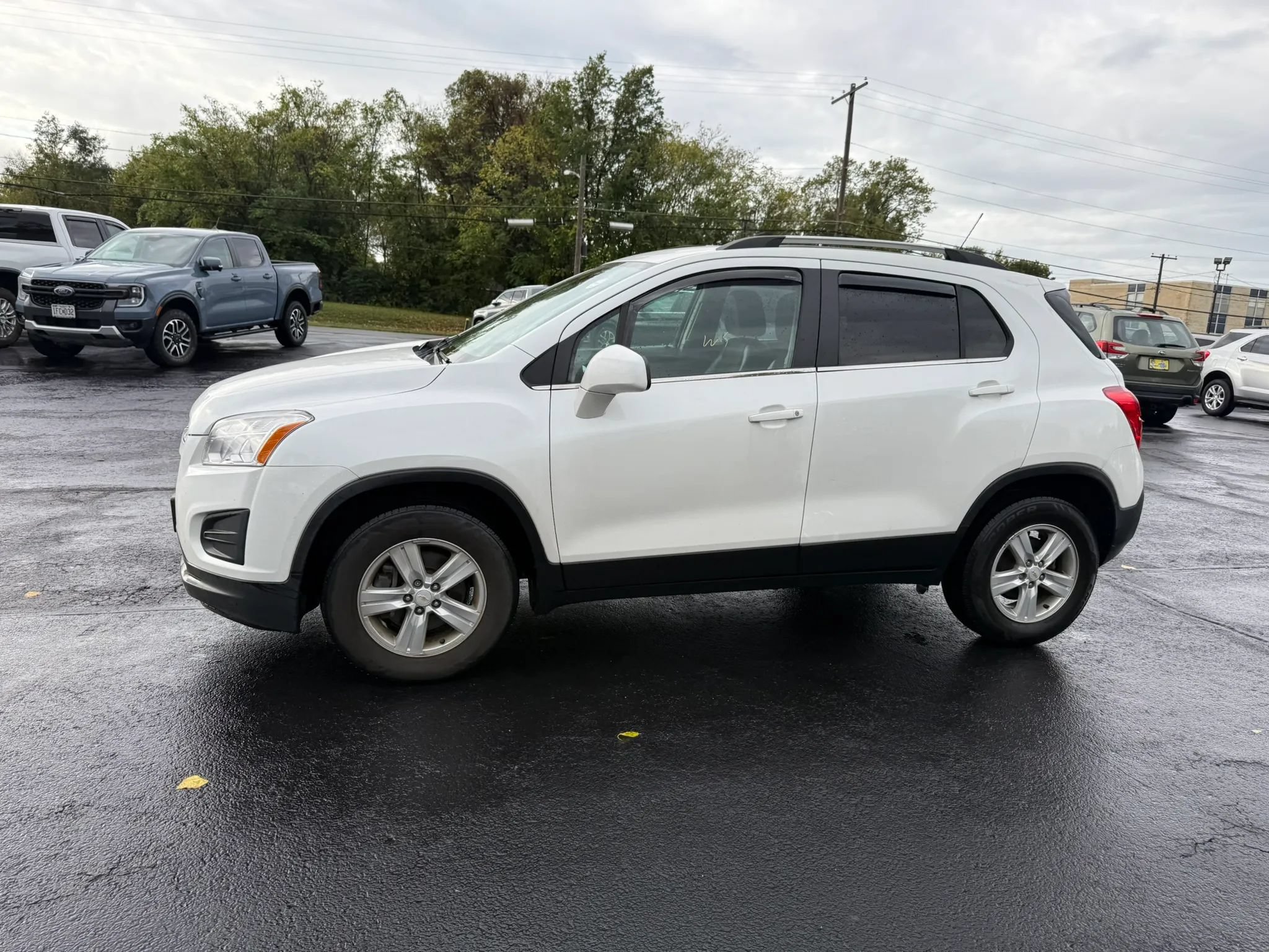 Used 2016 Chevrolet Trax LT w/ LT Convenience Package AWD/4WD image 4