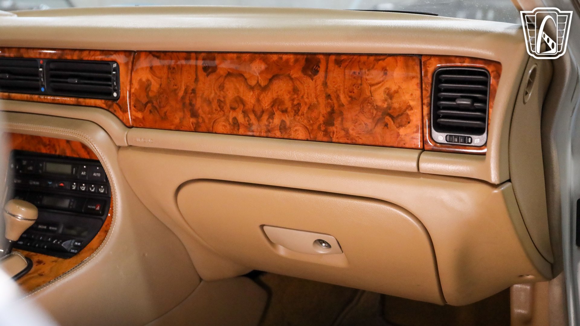 Used 1997 Jaguar XJ6 L RWD image 14