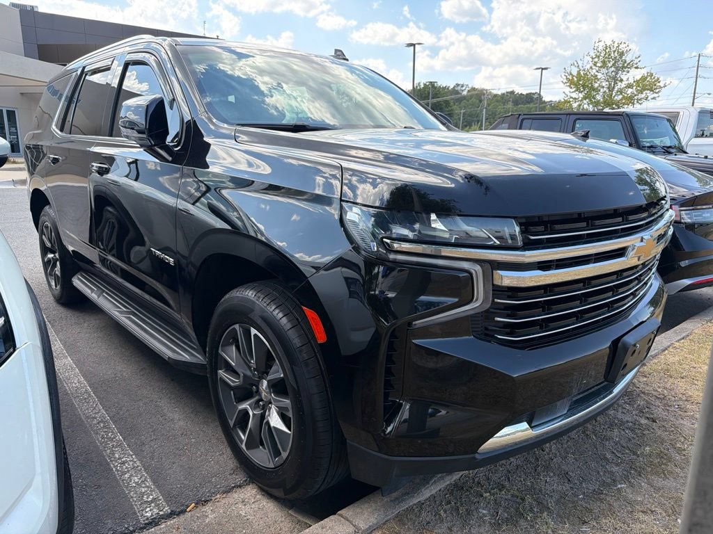 Used 2021 Chevrolet Tahoe LT w/ LT Signature Package AWD/4WD image 3