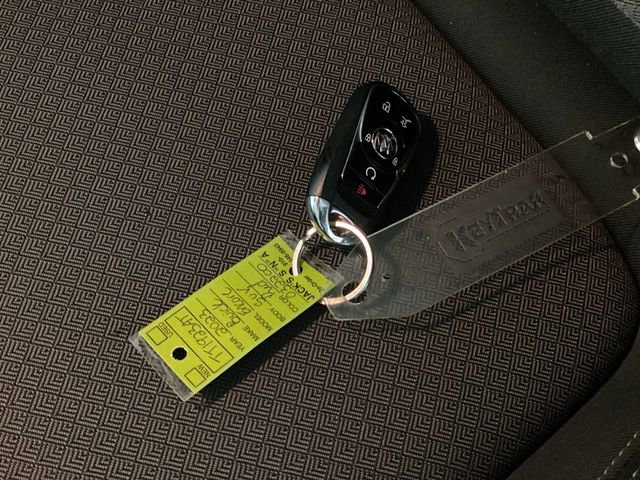 Used 2023 Buick Encore GX Select FWD image 39