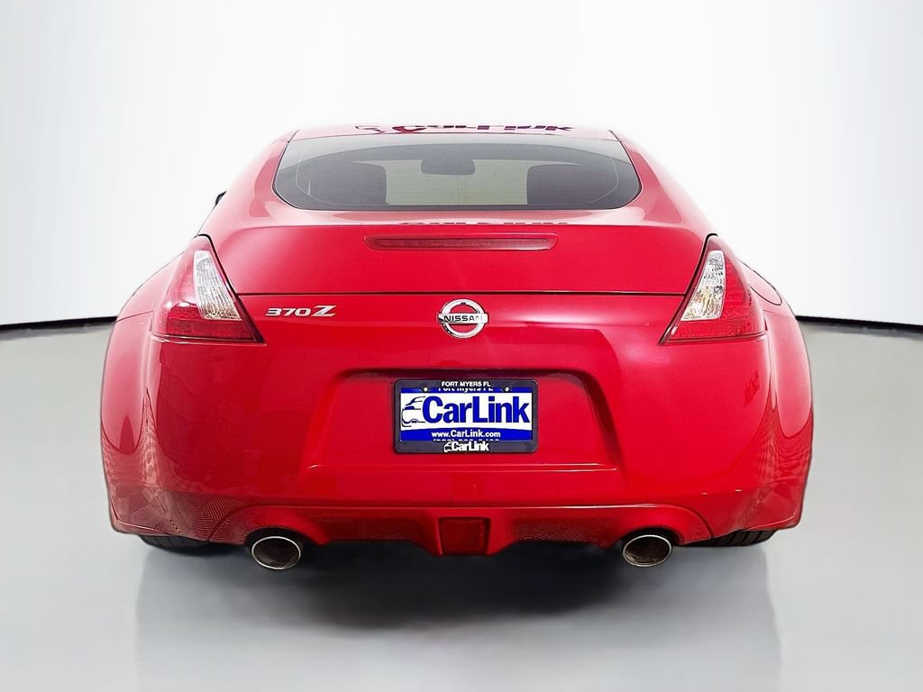 Used 2016 Nissan 370Z Coupe RWD image 7