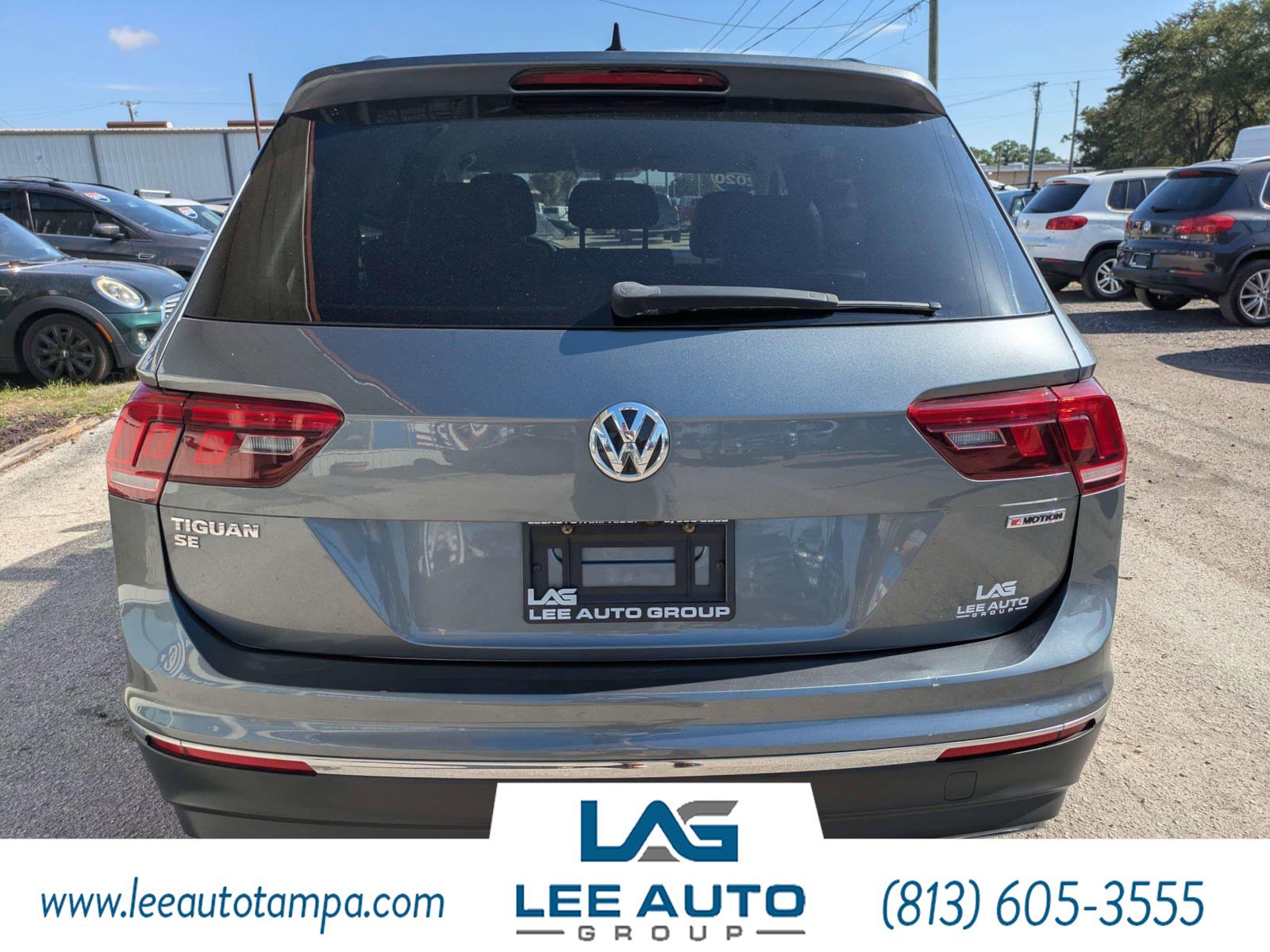 Used 2020 Volkswagen Tiguan SEL AWD/4WD image 4