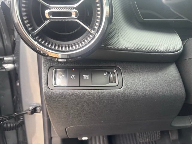 New 2026 Chevrolet Equinox LT w/ Convenience Package II FWD image 27