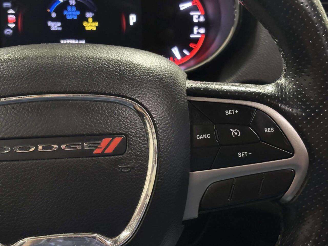Used 2018 Dodge Durango AWD w/ Skid Plate Group image 30