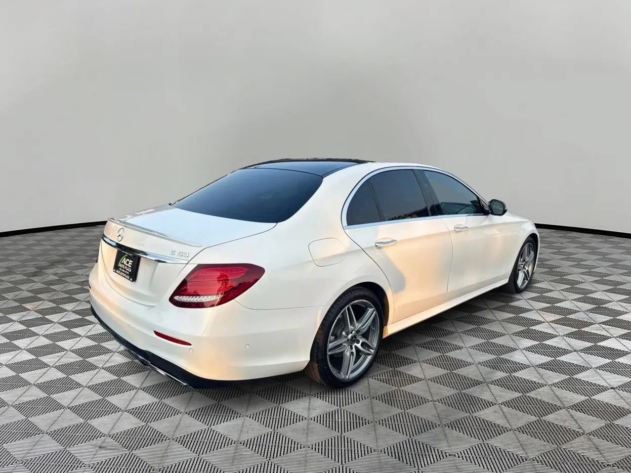 Used 2019 Mercedes-Benz E 300 4MATIC image 5