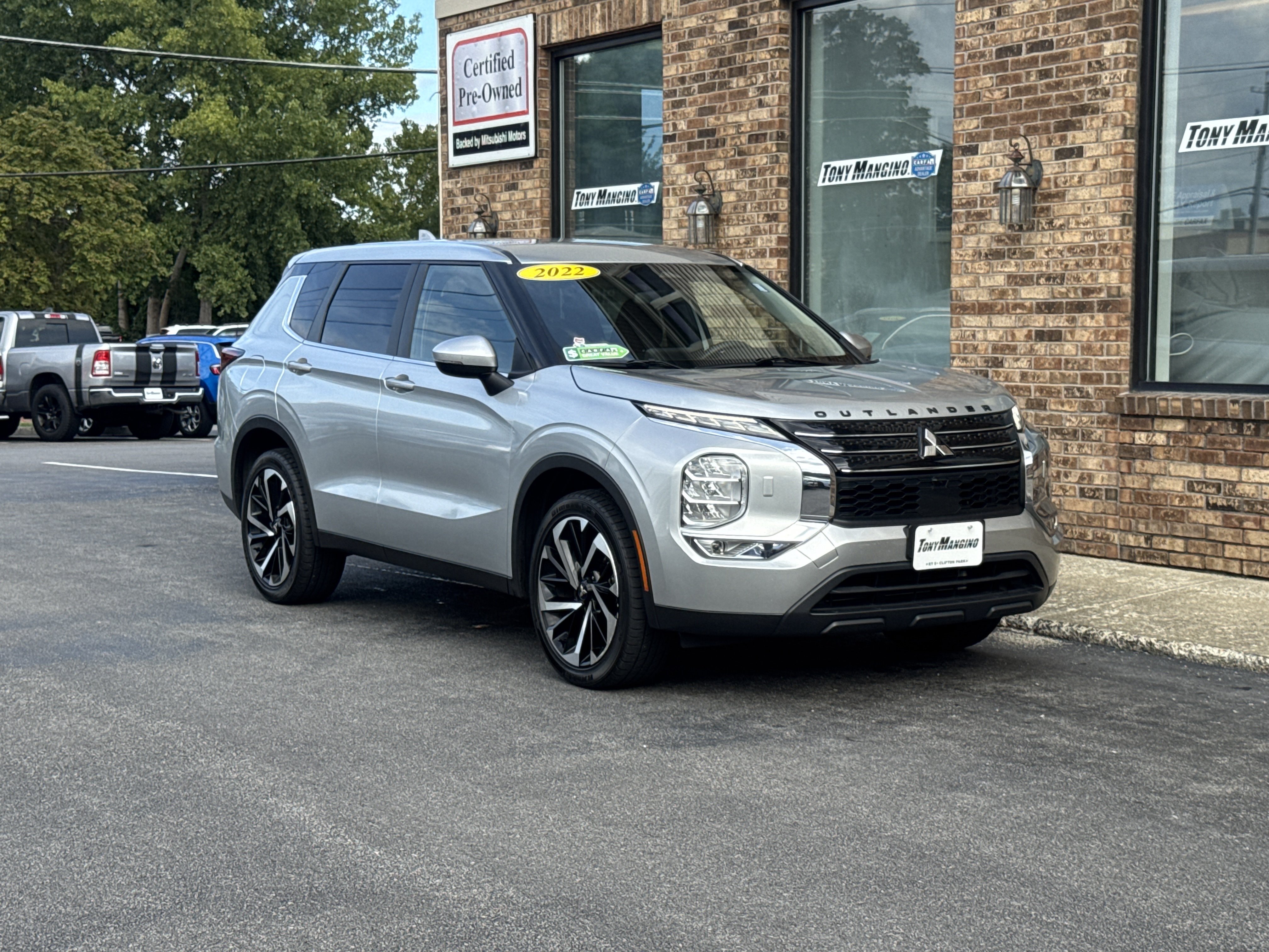 Used 2022 Mitsubishi Outlander ES AWD/4WD image 7