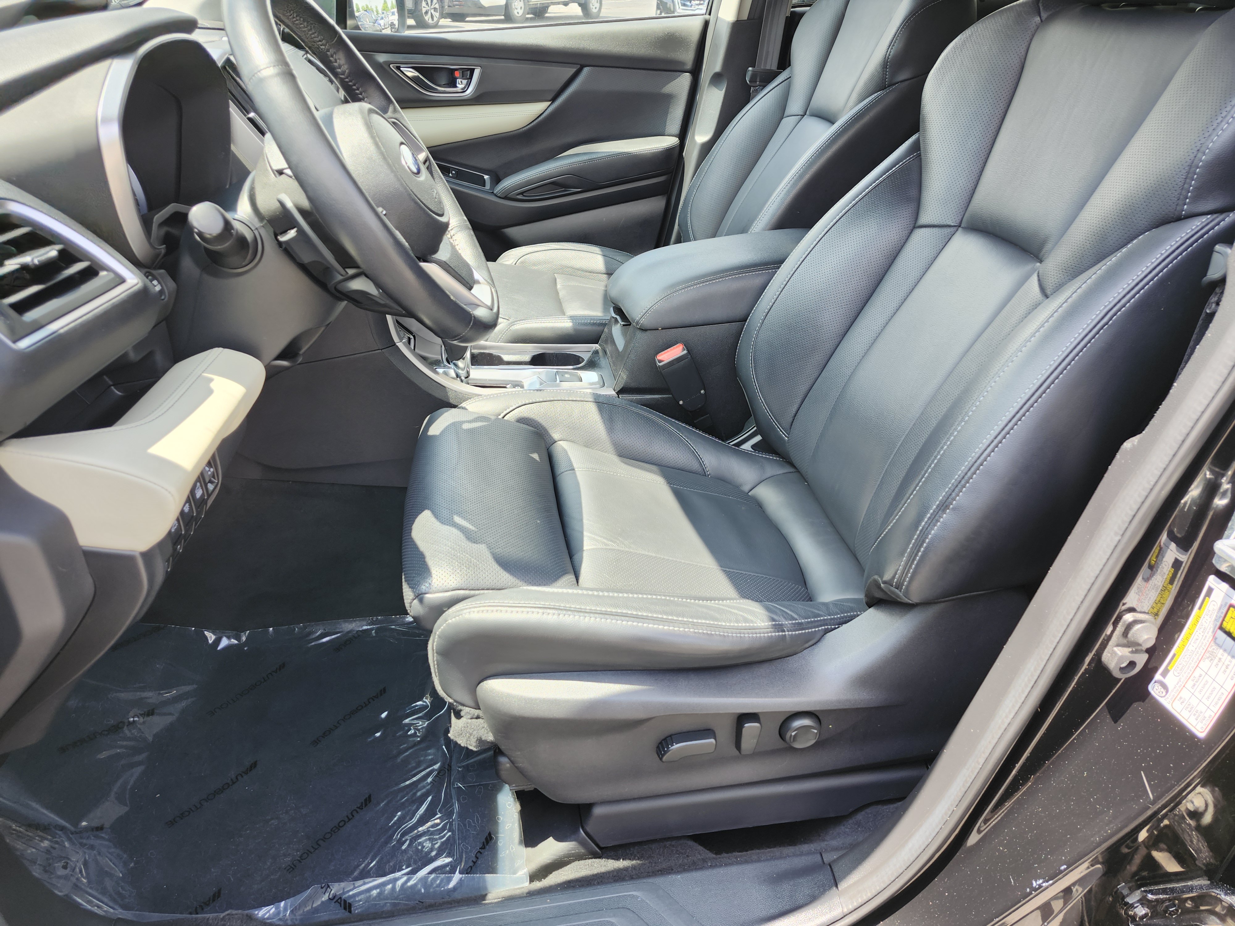 Used 2022 Subaru Ascent Limited AWD/4WD image 26