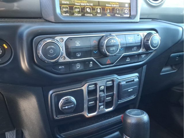 Used 2023 Jeep Gladiator Overland AWD/4WD image 27