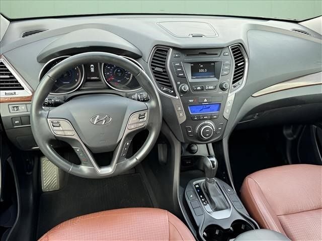 Used 2014 Hyundai Santa Fe Limited FWD image 11