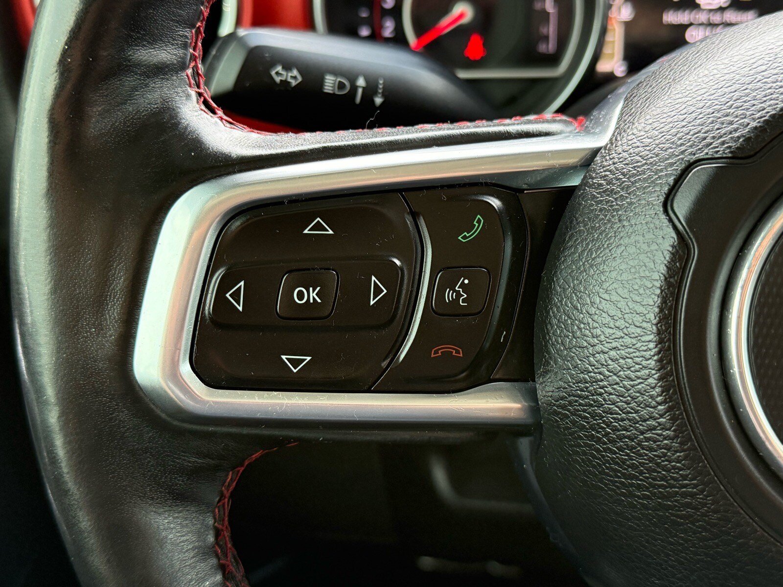 Used 2018 Jeep Wrangler Unlimited Rubicon AWD/4WD image 15