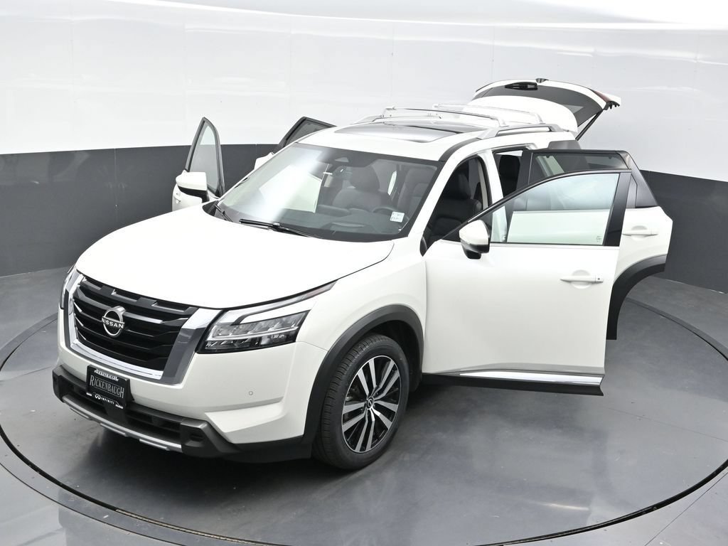 Used 2023 Nissan Pathfinder Platinum AWD/4WD image 51